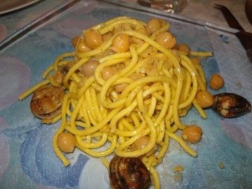 Spaghetti ceci e vongole
