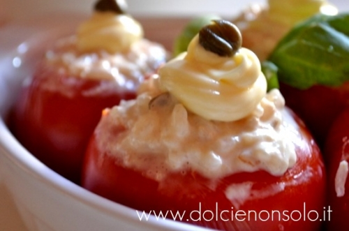 pomodori ripieni con maionese Calvè.jpg